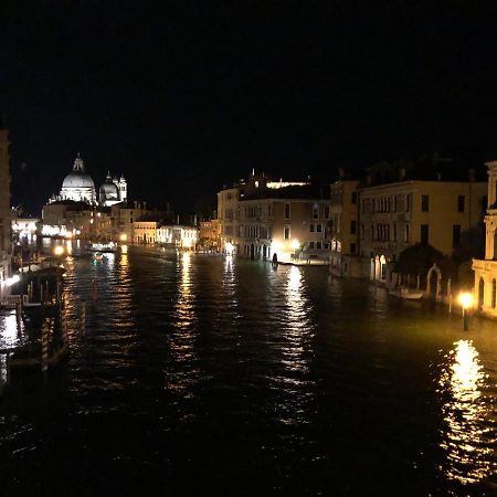 Casanova Flat Lägenhet Venedig Exteriör bild